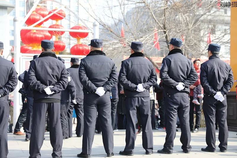 人民的保护神 ——安塞过大年春节系列活动之警察风采掠影