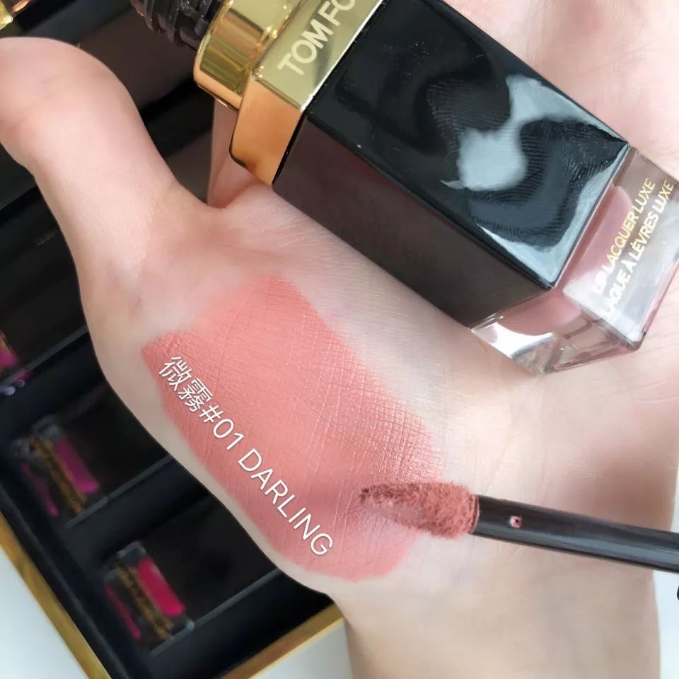 Tom Ford 2019年TF新品方管唇釉附加试色_漆光