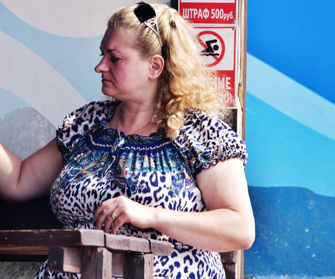 俄罗斯胖女人中年图片