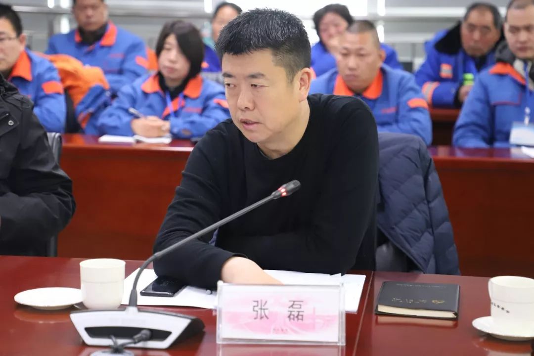 4郑东新区管理委员会市政园林局局长张磊发表讲话"自'路长制'工作开展