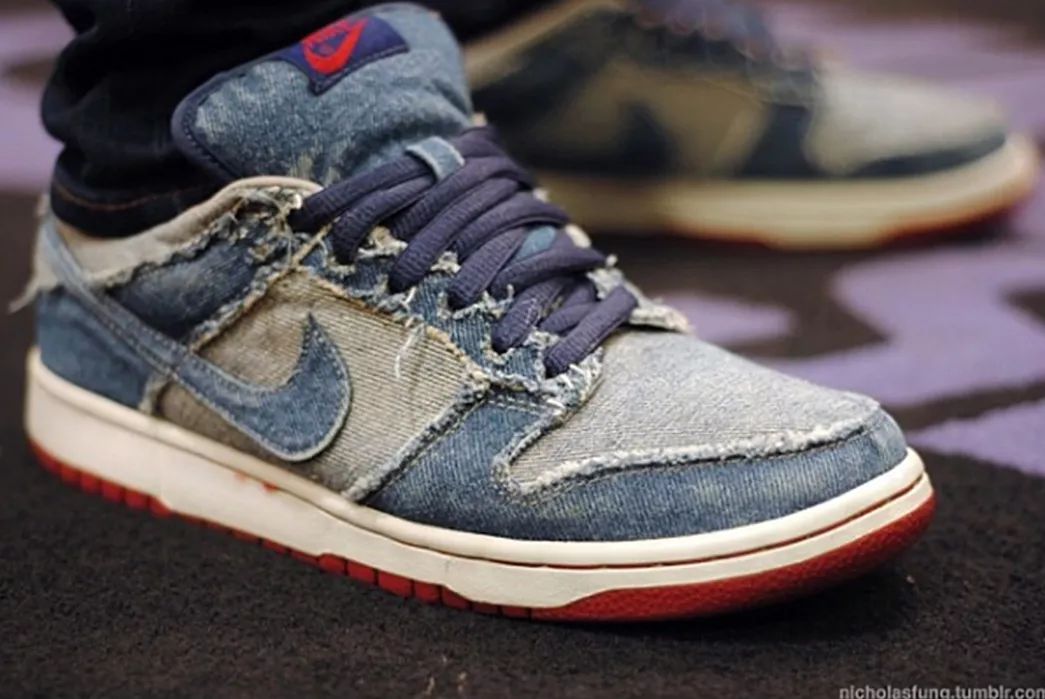 nike sb 系列在 2002 年春季问世,在80年代的 dunk 篮球鞋款上有所