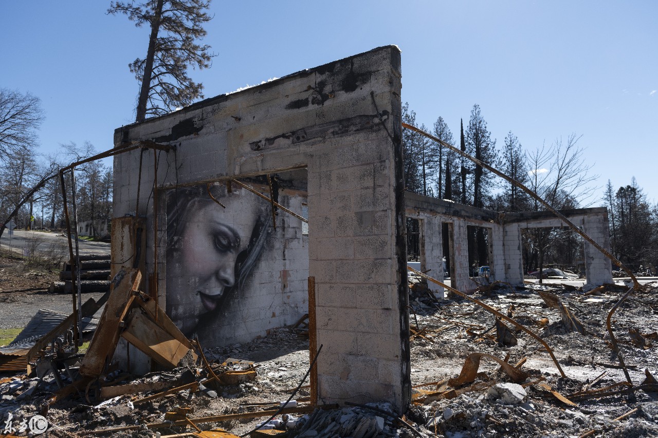 2019年2月18日遭受火灾的加利福尼亚州天堂镇正在恢复之中