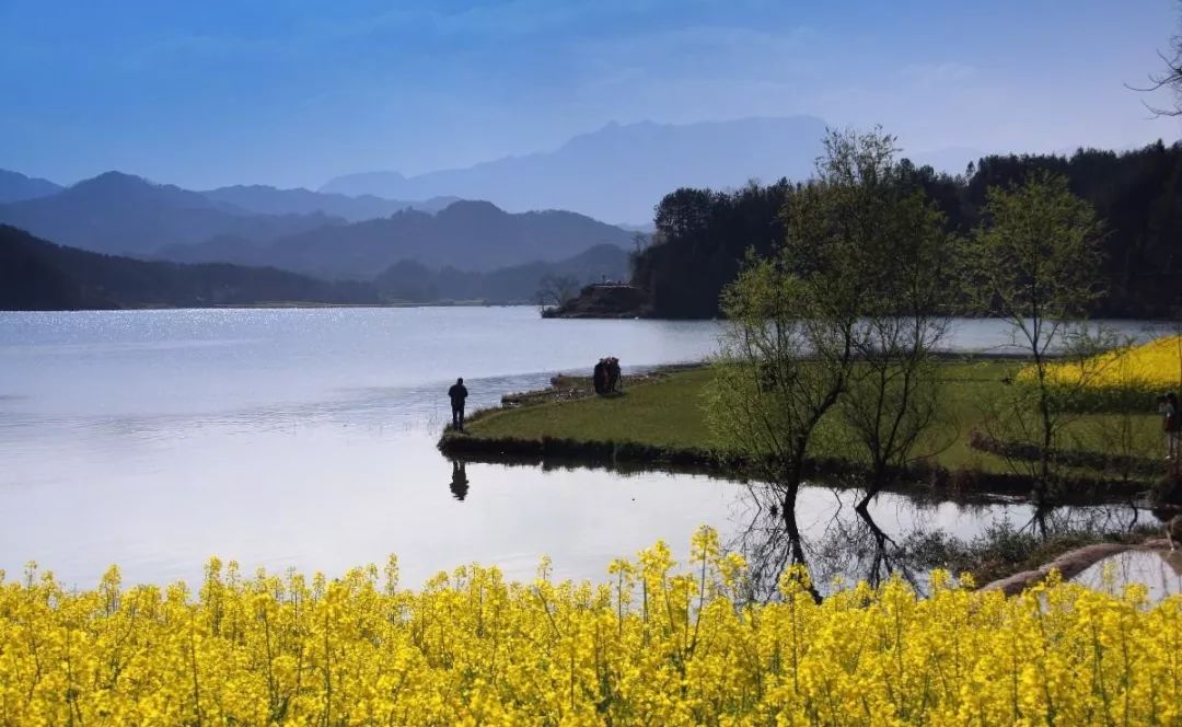 地址:漢中市南鄭區黃官鎮南沙湖風景區南沙湖風景區歷史遺蹟與自然