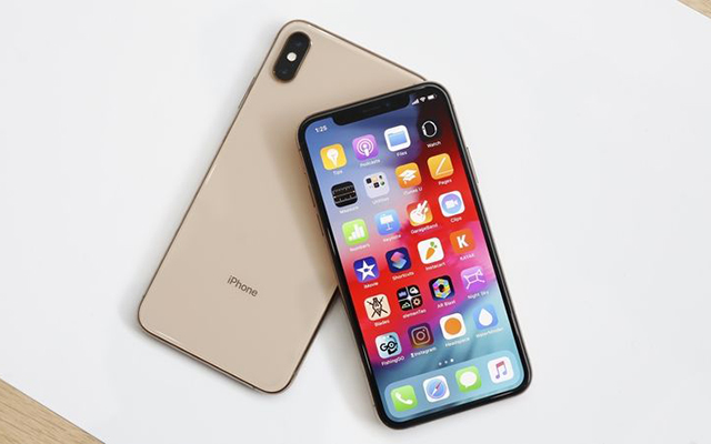 iphonexs對比三星s10究竟誰更值得入手呢