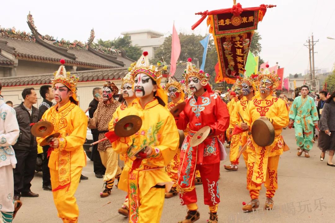 庵埠霞露迎神視頻圖片龍蝦舞麒麟三太子桃花過渡