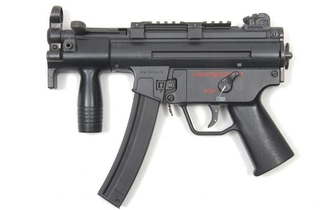 经典冲锋枪mp5k或将登陆绝地求生网友看好其取代uzi