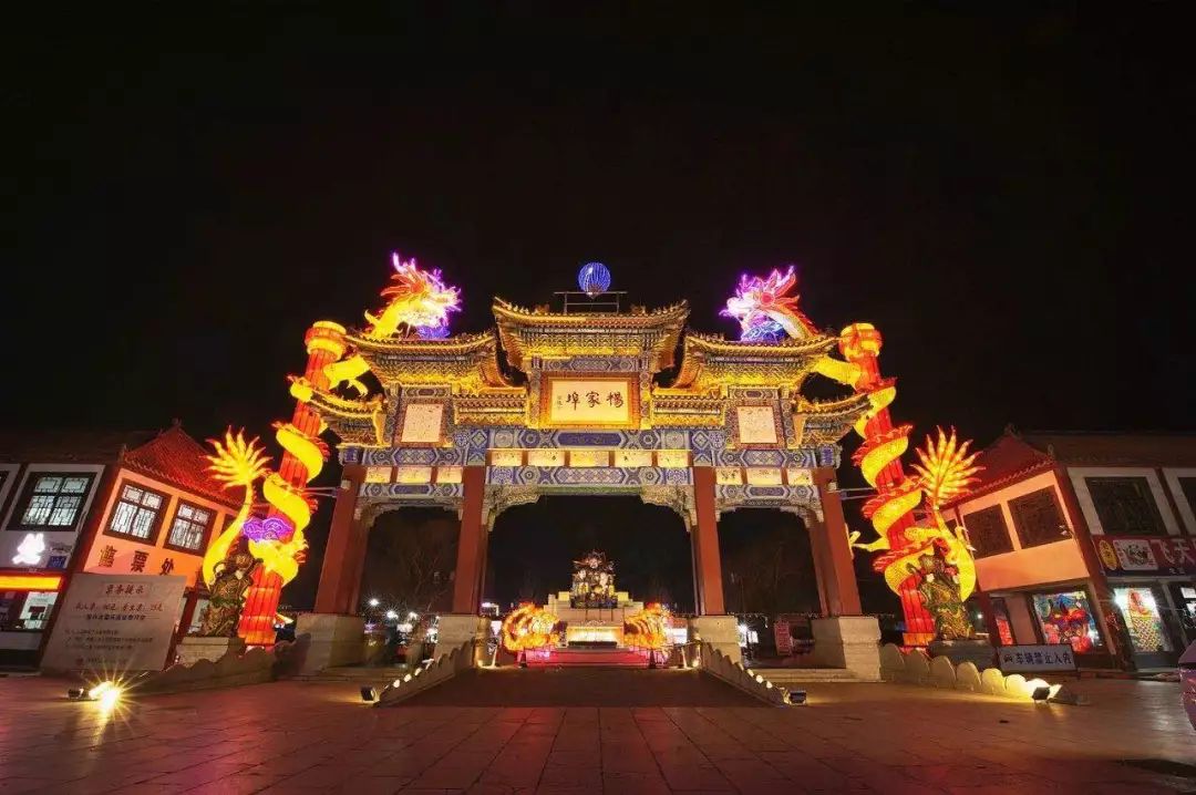 潍坊寒亭消防大队圆满完成杨家埠民俗文化灯会的消防安保工作