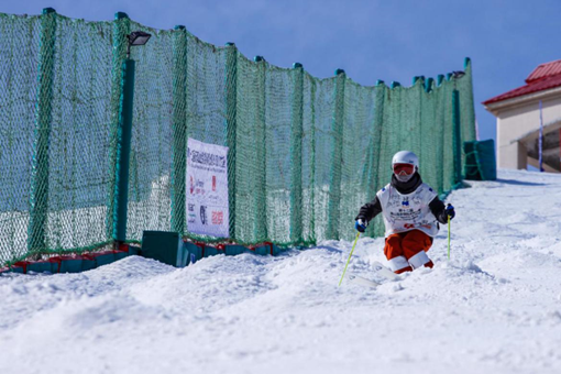 蘑菇田里的守望者 密云南山业余猫跳滑雪比赛圆满落幕