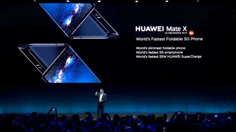 开启手机新时代：华为首款5G折叠屏手机HUAWEI Mate X亮相-锋巢网