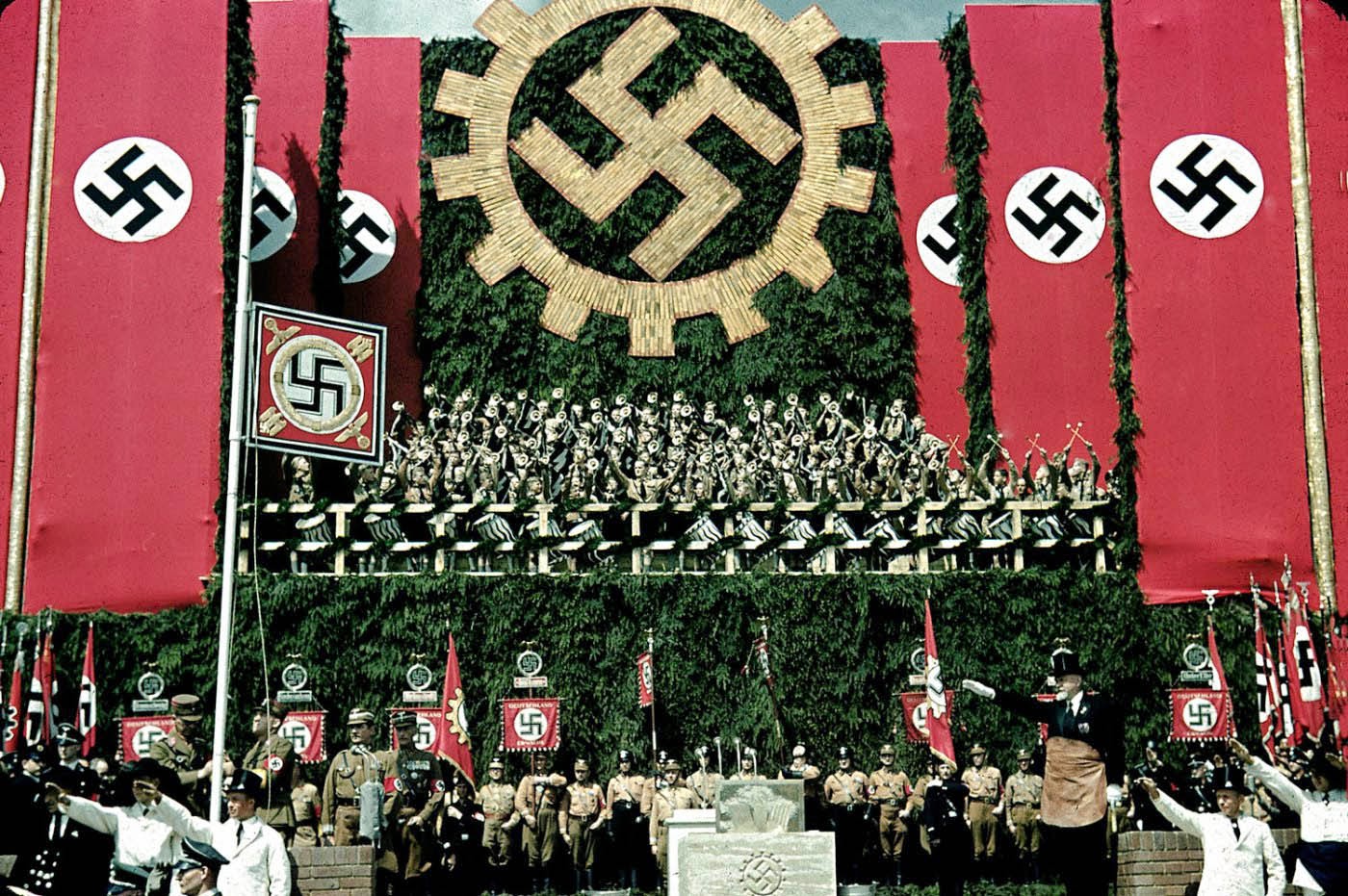 纳粹帝国大厦图片