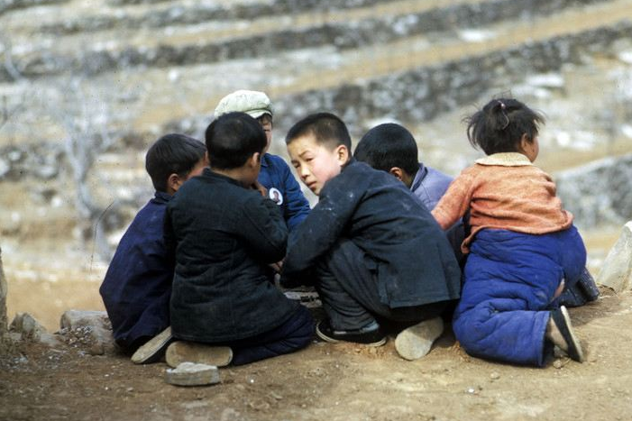 农村小时候照片小孩图片