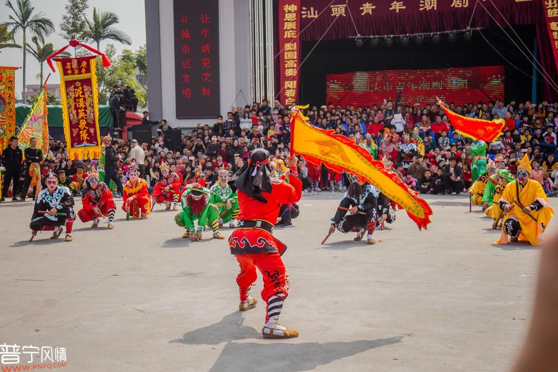 普寧泥溝大老熱盛況三支英歌隊氣勢雄壯齊出動