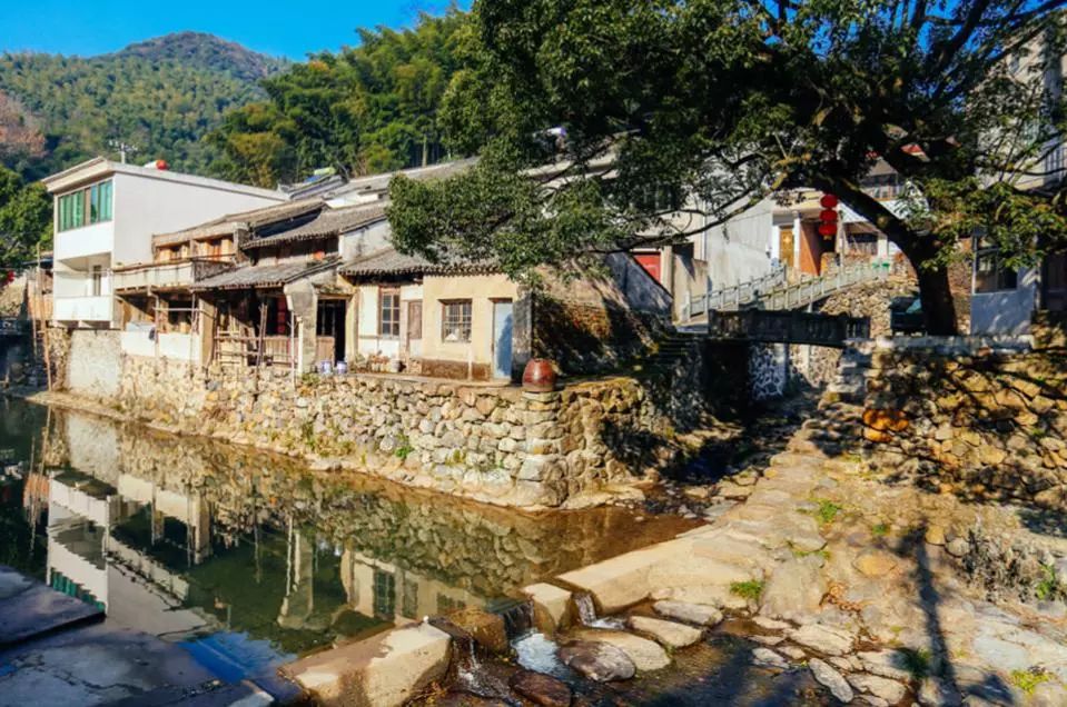 鄞州區(2個):雲龍鎮上李家村,塘溪鎮童夏家村