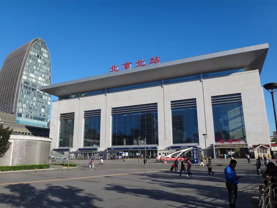北京机场站口图片
