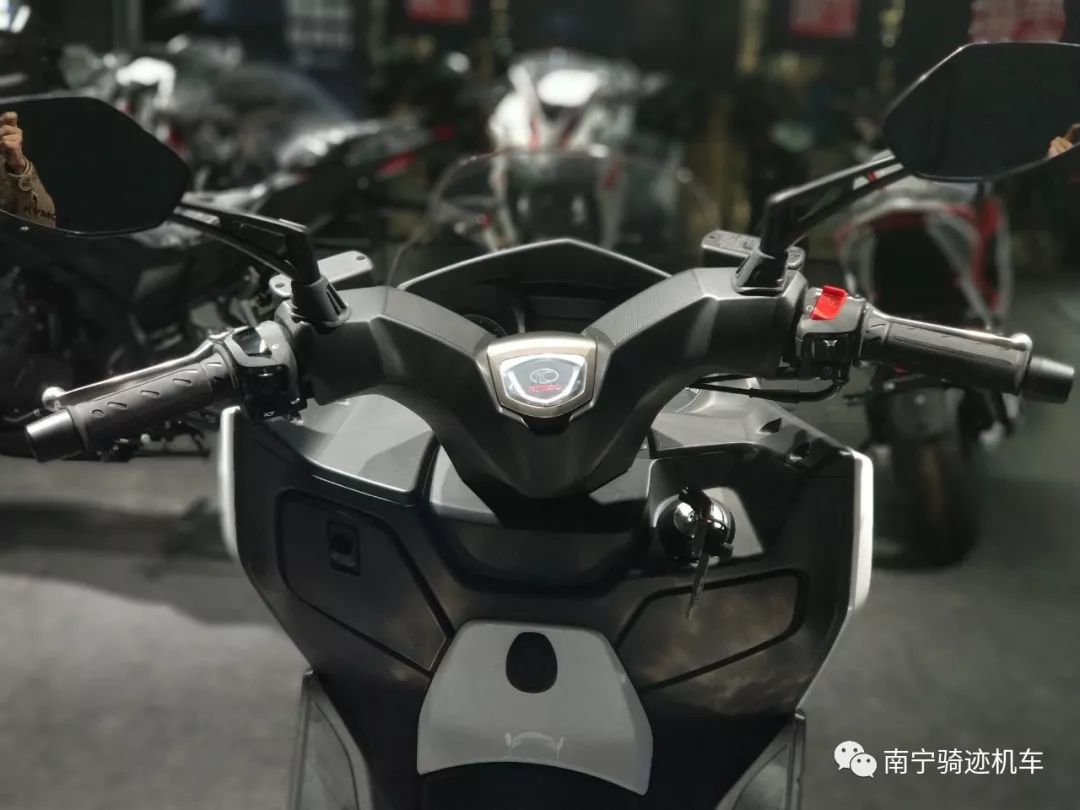 ct250南寧首發實車到店歡迎參觀光陽平踏板ct250初體驗