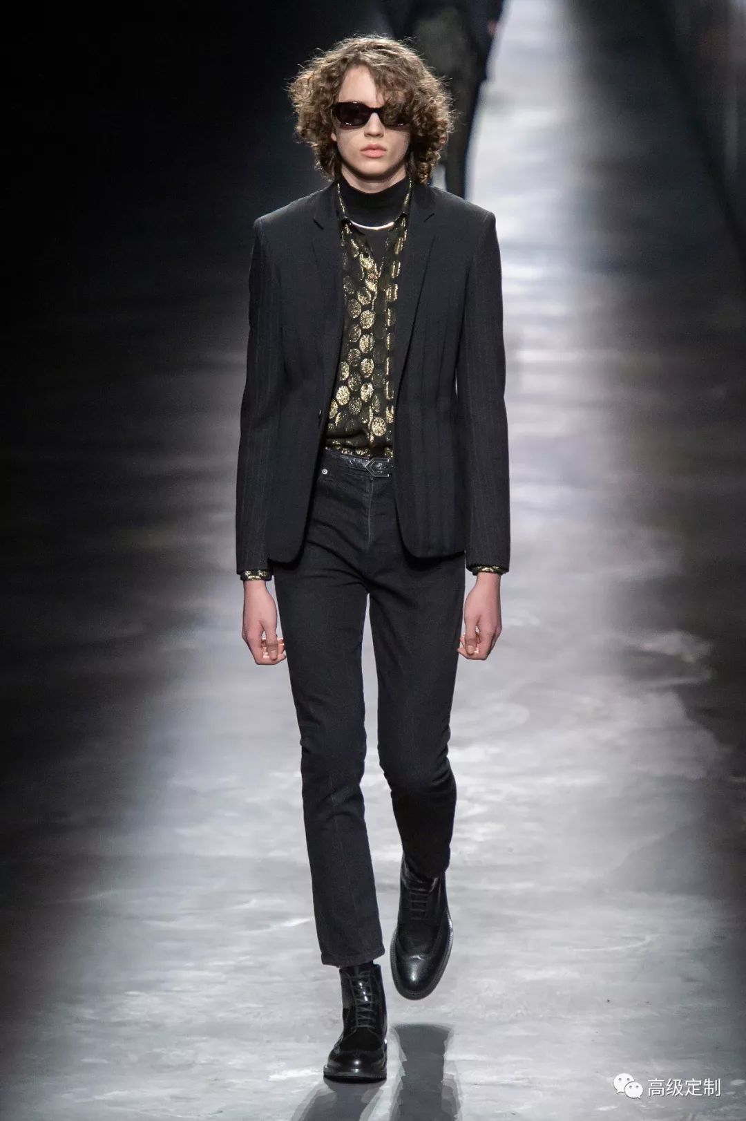 saint laurent paris什么档次(saintlaurent什么牌子)