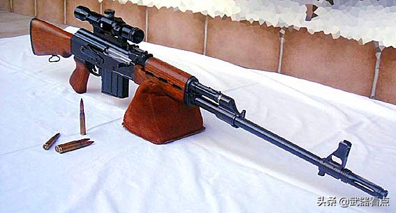 m76狙击步枪的基本结构与akm大致相同,明显的区别是:口径改为7