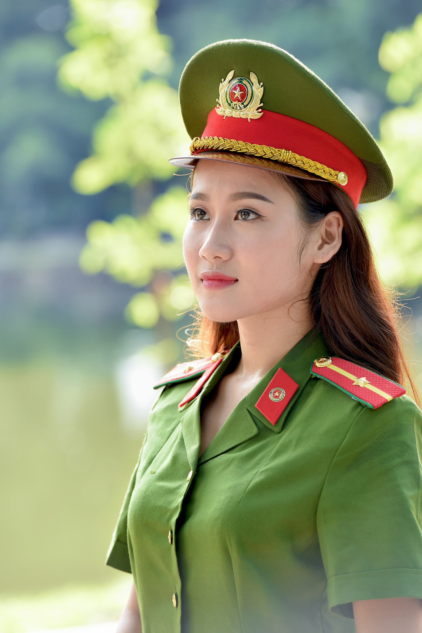 越南女兵,看看和我们差异大吗?