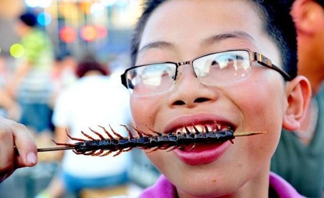 吃蜈蚣丸舌头变黑半年图片