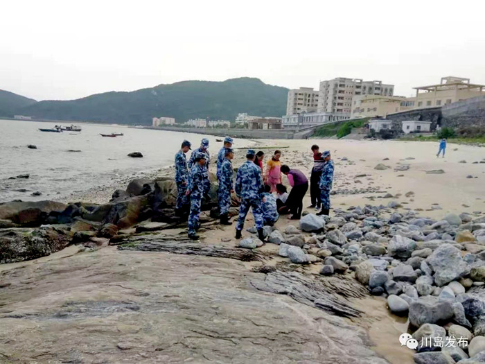 下川島一女子因家庭糾紛跳海輕生,駐島部隊小夥見義勇救人