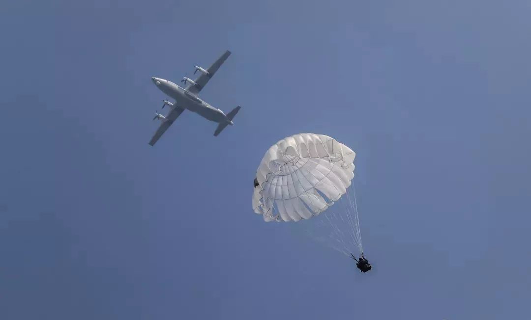 全天候全要素空降空投训练