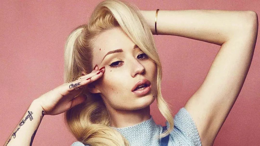 iggy azalea不仅是白人女rapper的骄傲,还是澳洲嘻哈音乐之光,虽然