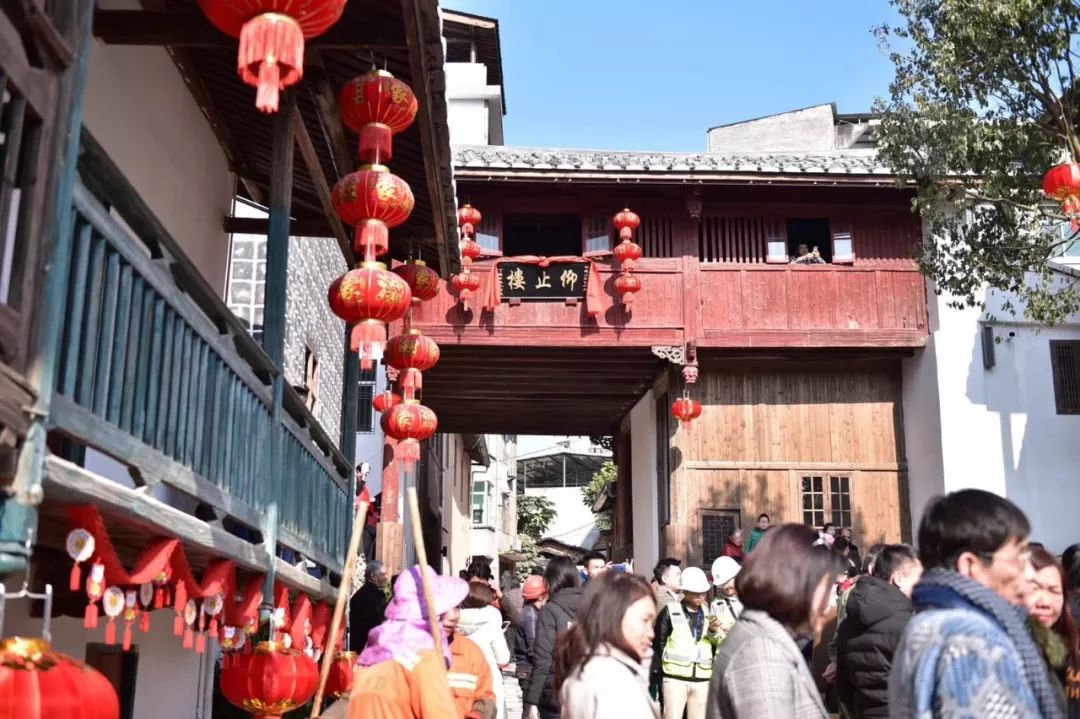 从新安古街到永阳古城一座历史街区的文化振兴