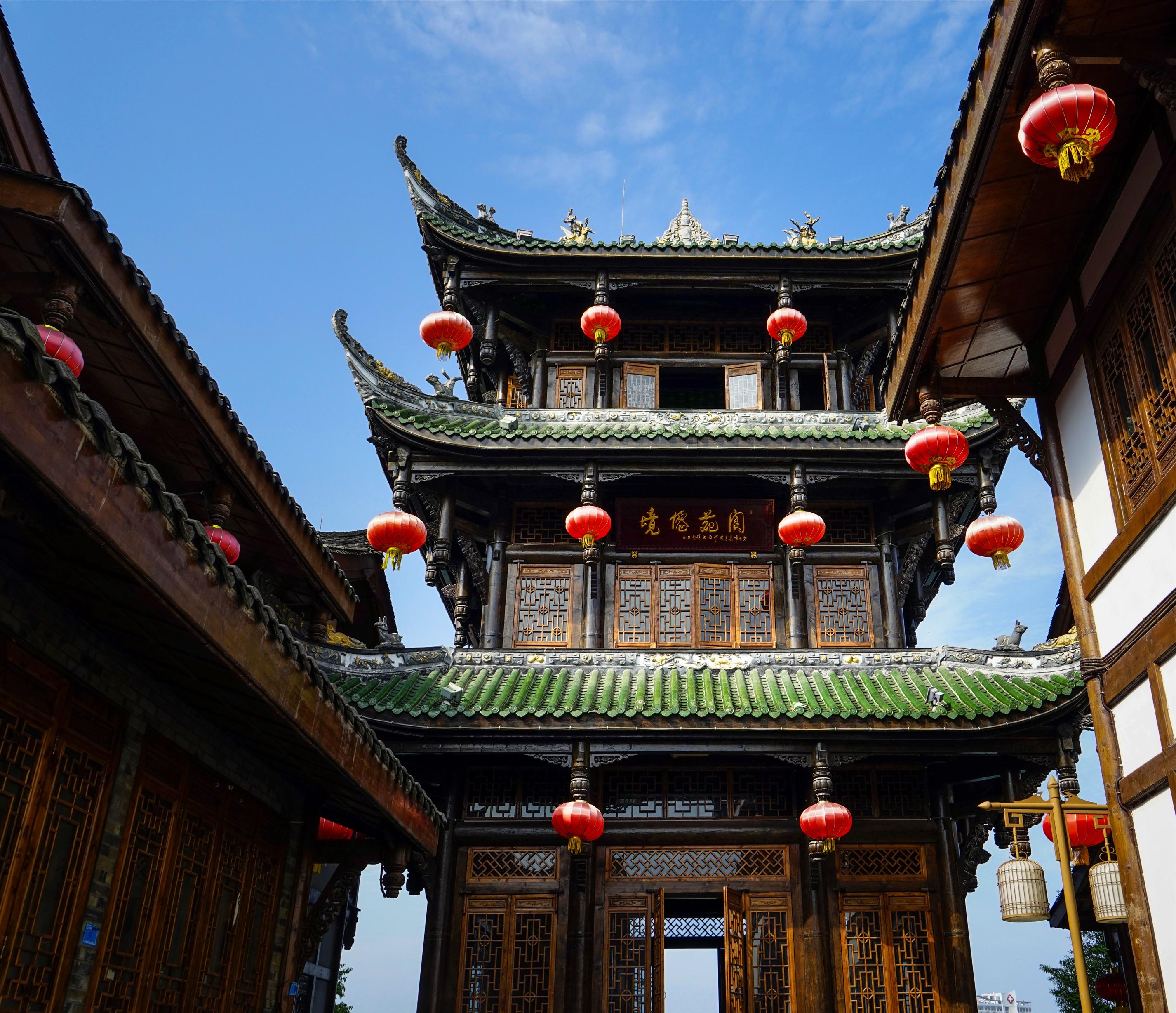 是国家aaaaa级旅游景区,千年古县,中国春节文化之乡,中国四大古城之一