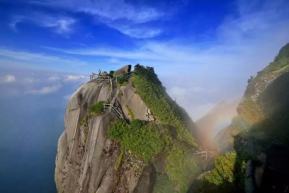 华南第一高峰图片