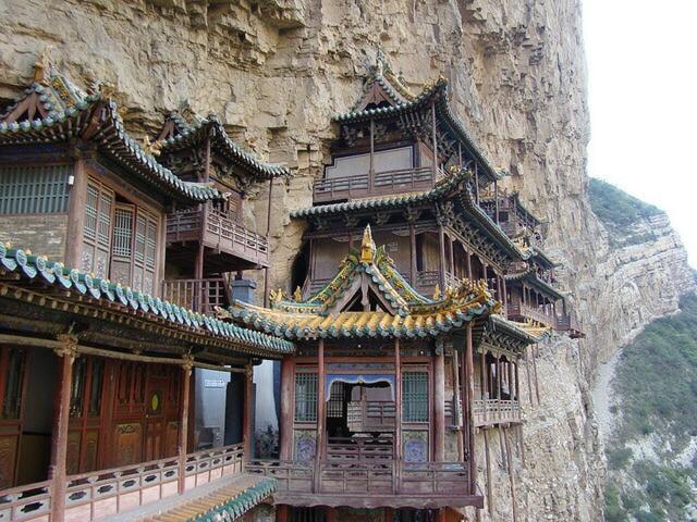 山西空中樓閣(懸空寺)