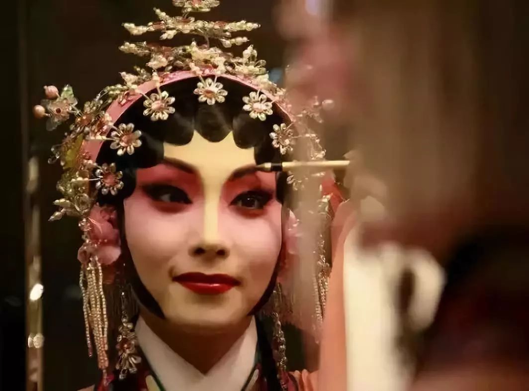 中国十大戏曲之一粤剧西行文化