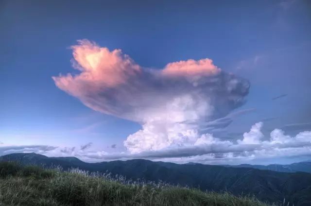 這輩子都沒見過的雲,天象奇觀!