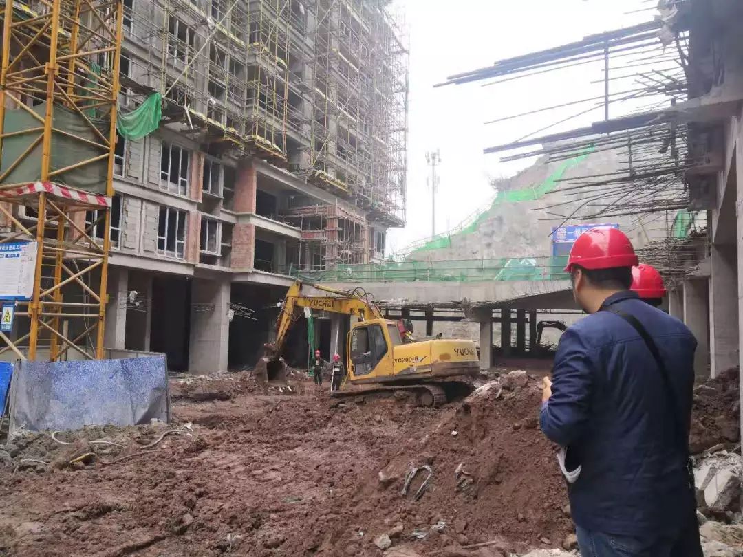 全市建筑工地突击安全检查,节后还没收心的,快点自查