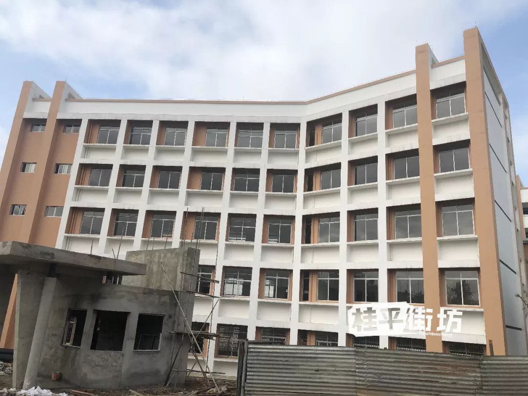 桂平市凤凰小学图片