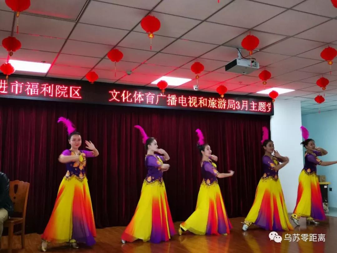 学习雷锋好榜样 学习雷锋 乌苏市在行动_虹桥街道