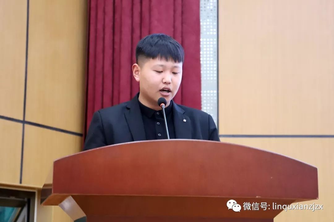 最後,楊可新為2019級新生詳細介紹了《中德諾浩緊缺技能汽車人才培養