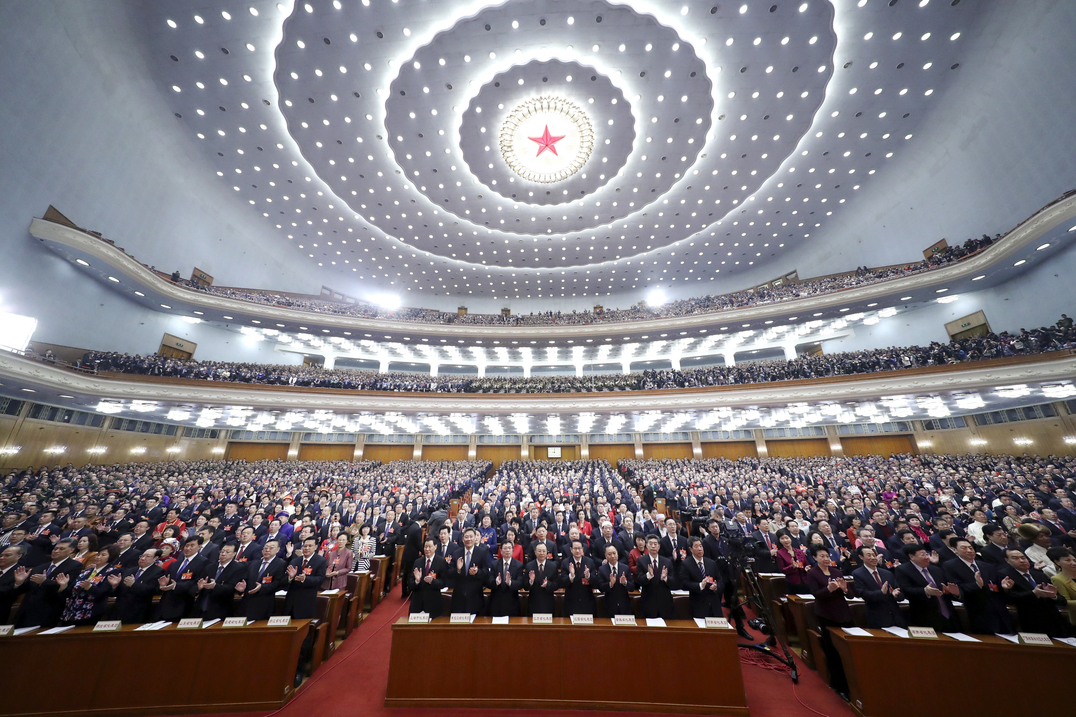 新华社记者 邢广利 摄3月5日,第十三届全国人民代表大会第二次会议在