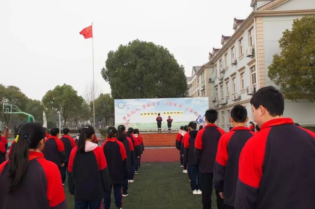 朱行中学吕巷中学山阳小学钱圩小学实验二小亭林小学张堰小学朱泾二小