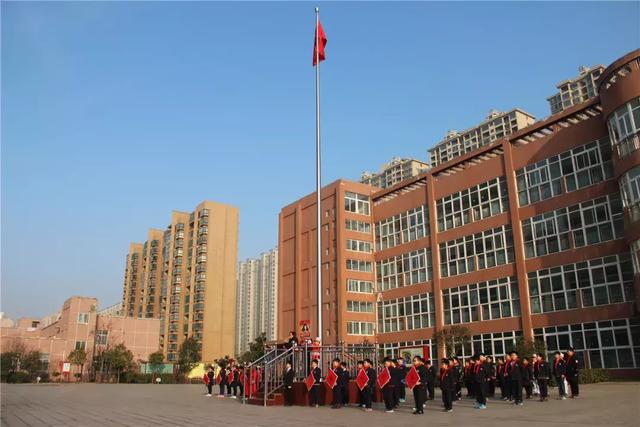 羊山实验小学图片