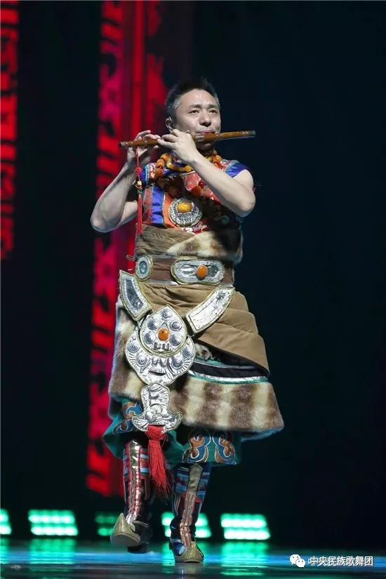 笛子演奏),呼麦,马头琴演奏演员朝克吉勒图(蒙古族),独弦琴演奏演员