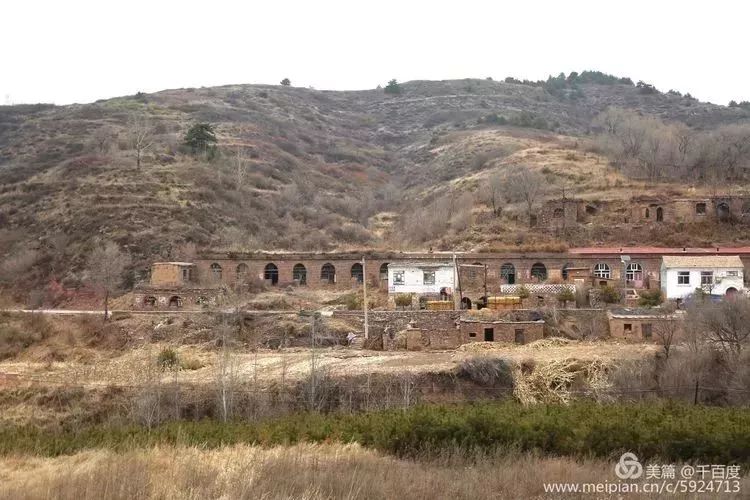 临县东王家沟村旅游区图片