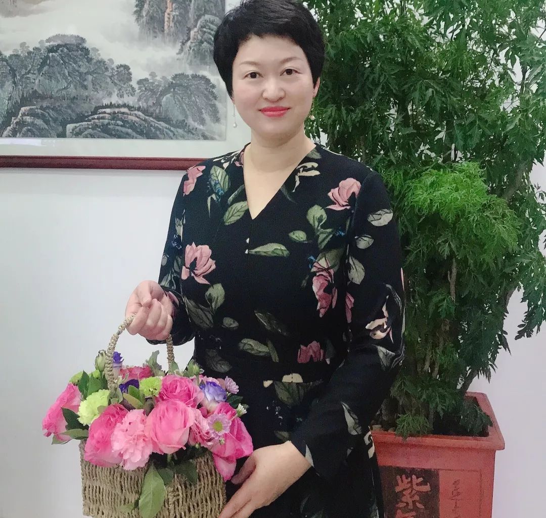 春风十里不如你女神节听听深圳教育界女神们的心里话