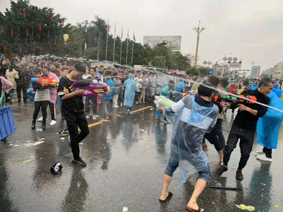 凍又點昨日東坑賣身節一樣人從眾