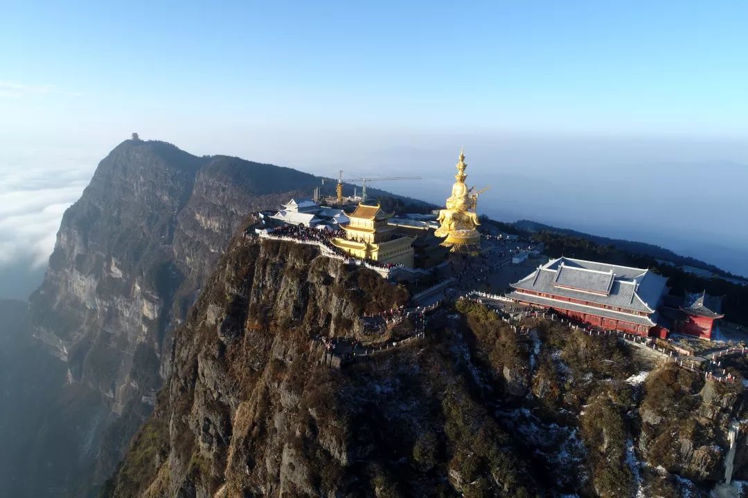 峨眉山很谦虚登央视第二季航拍中国