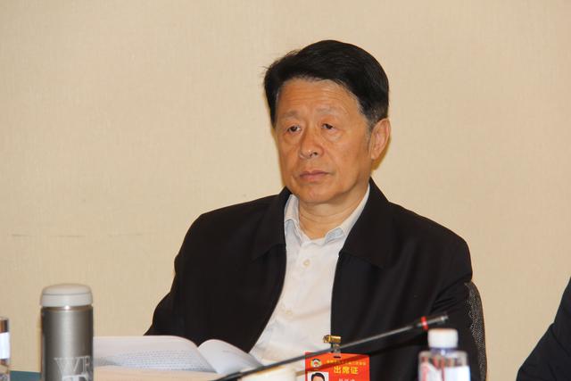 副主任杨保建:助推中国律所"走出去"服务 本报特派记者 吕金平 贾