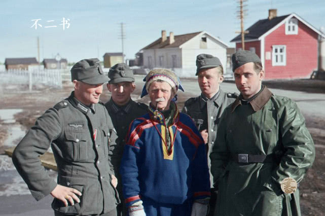 原创二战彩色老照片镜头下真实的德军士兵看看和电影中有何不同