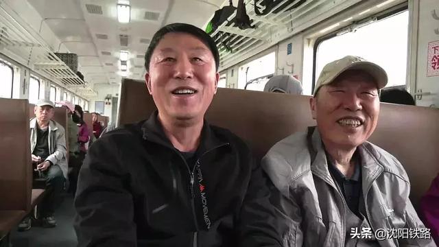 聽著民族話,看著鐵路景,再與列車員用朝鮮語嘮嘮家常,有種回家的感覺