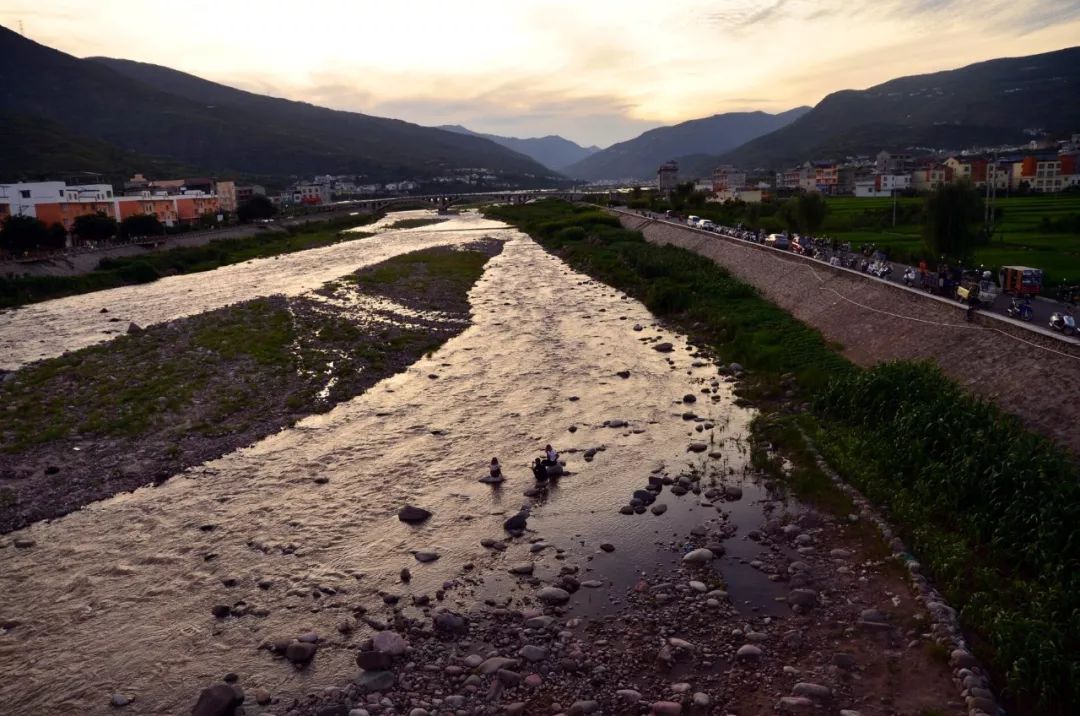 汉源流沙河图片