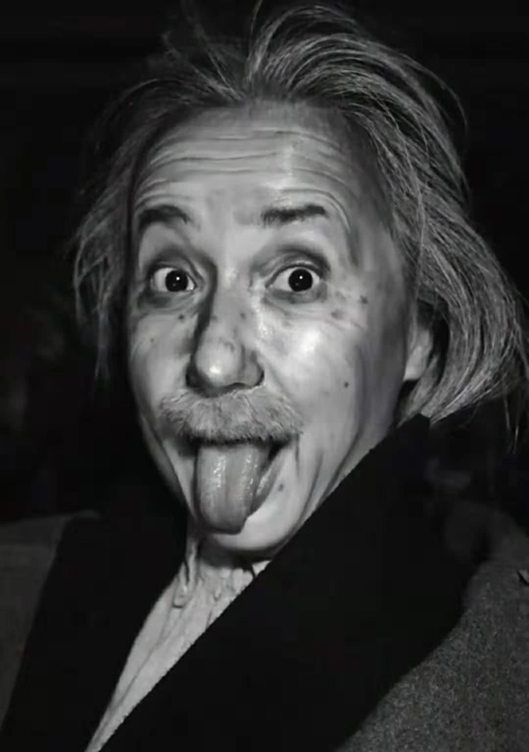 爱因斯坦吐舌头原图图片