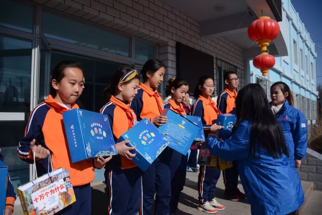 达区快讯动起来的科学课东沟乡小学成立创智课堂